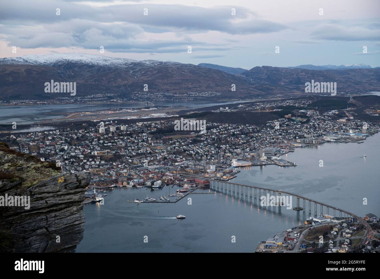 Blick auf Tromso vom Mount Storsteinen in Norwegen Stockfoto