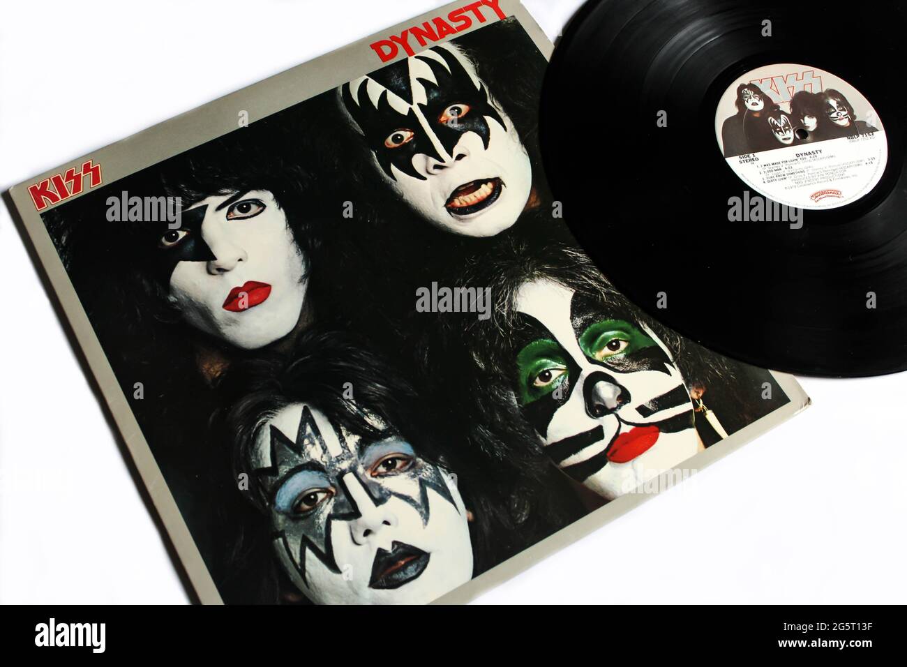 Hard Rock und Disco Band, KISS Musikalbum auf Vinyl LP Disc. Titel: Dynasty Album Cover Stockfoto