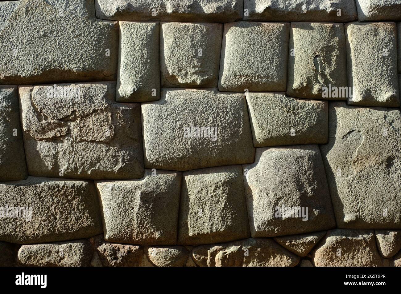 Peru Cusco - Piedra de los 12 angulos - zwölf abgewinkelte Steinmauer aus nächster Nähe Stockfoto