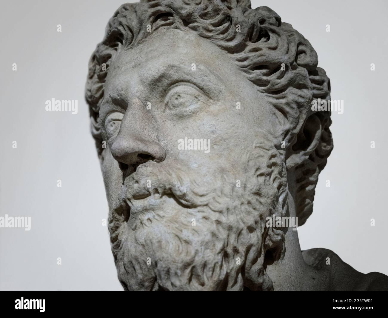 Skulptur von Marco Aurelio (Marcus Aurelius) alten römischen Kaiser Marmor Kopf Hintergrund Nahaufnahme Stockfoto