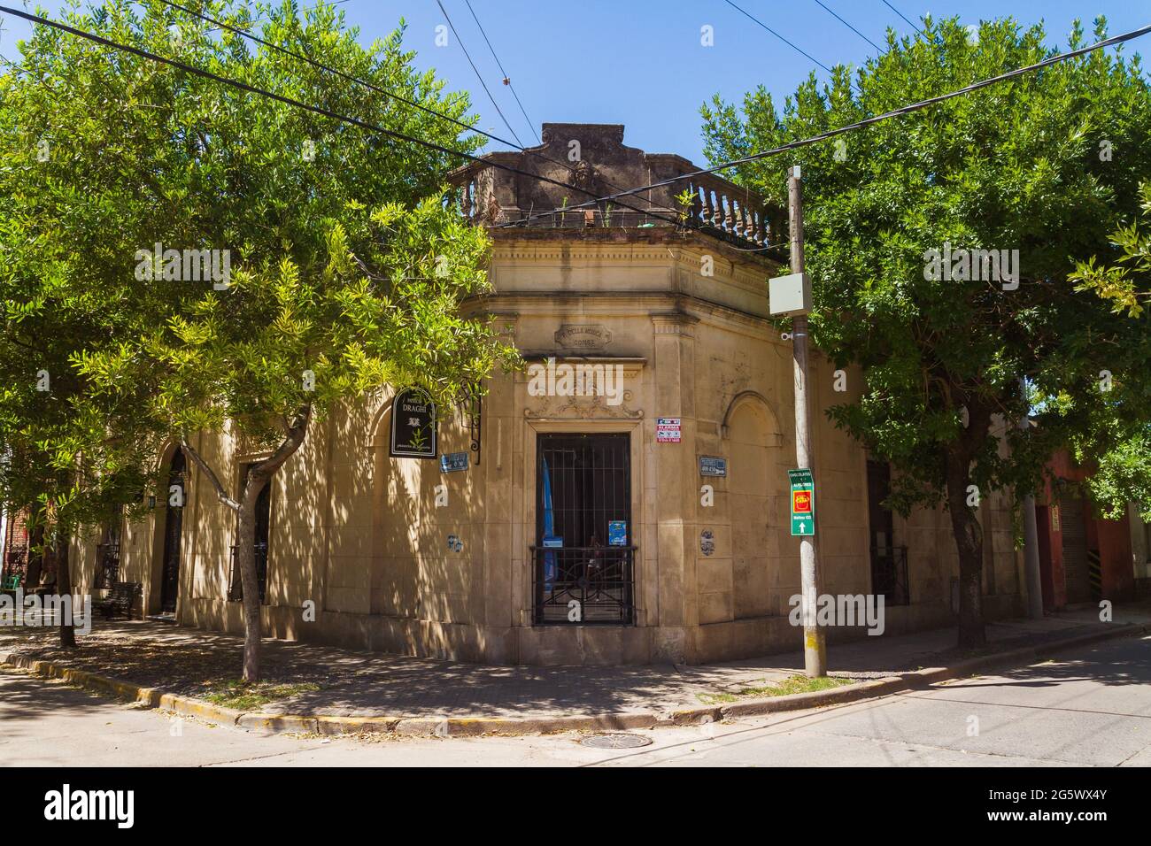 Old Town Corner in San Antonio de Areco, Provinz Buenos Aires, Argentinien Stockfoto Old Town Corner in San Antonio de Areco, Provinz Buenos Aires, Argentinien Stockfoto