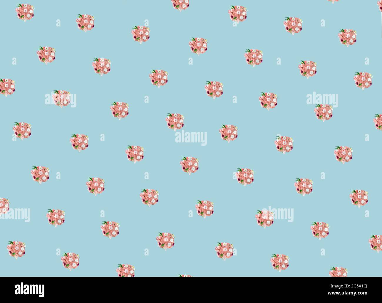 Kreatives Muster mit Gehirn und bunten Blumen auf blauem pastellfarbenem Hintergrund. Minimal flach Lay Konzept über psychische Gesundheit. Stockfoto