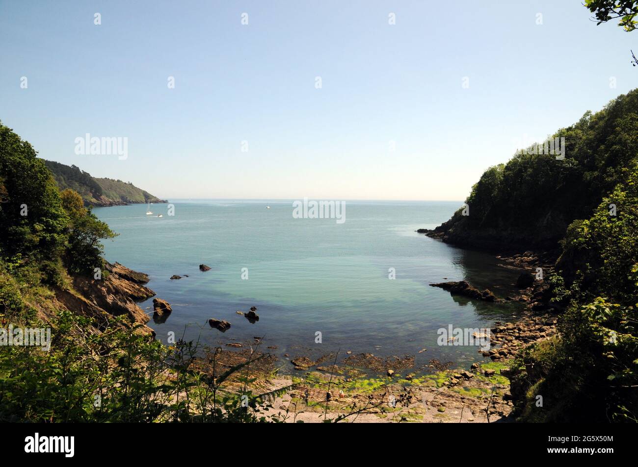 Blick vom South West Coast Path in der Nähe von Dartmouth in South Devon. Stockfoto