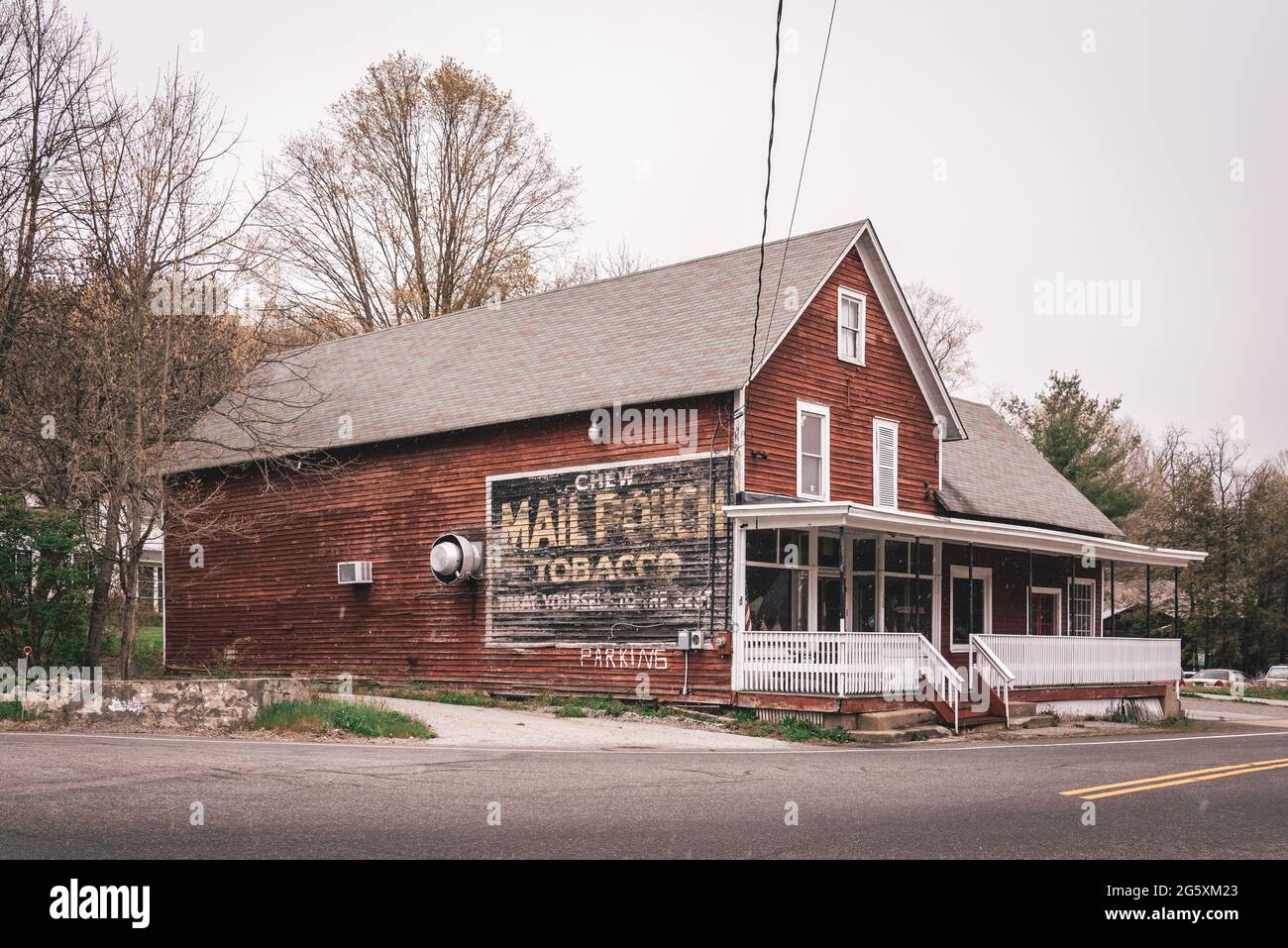 Haus mit Posttasche Tabakschild, in New Jersey Stockfoto