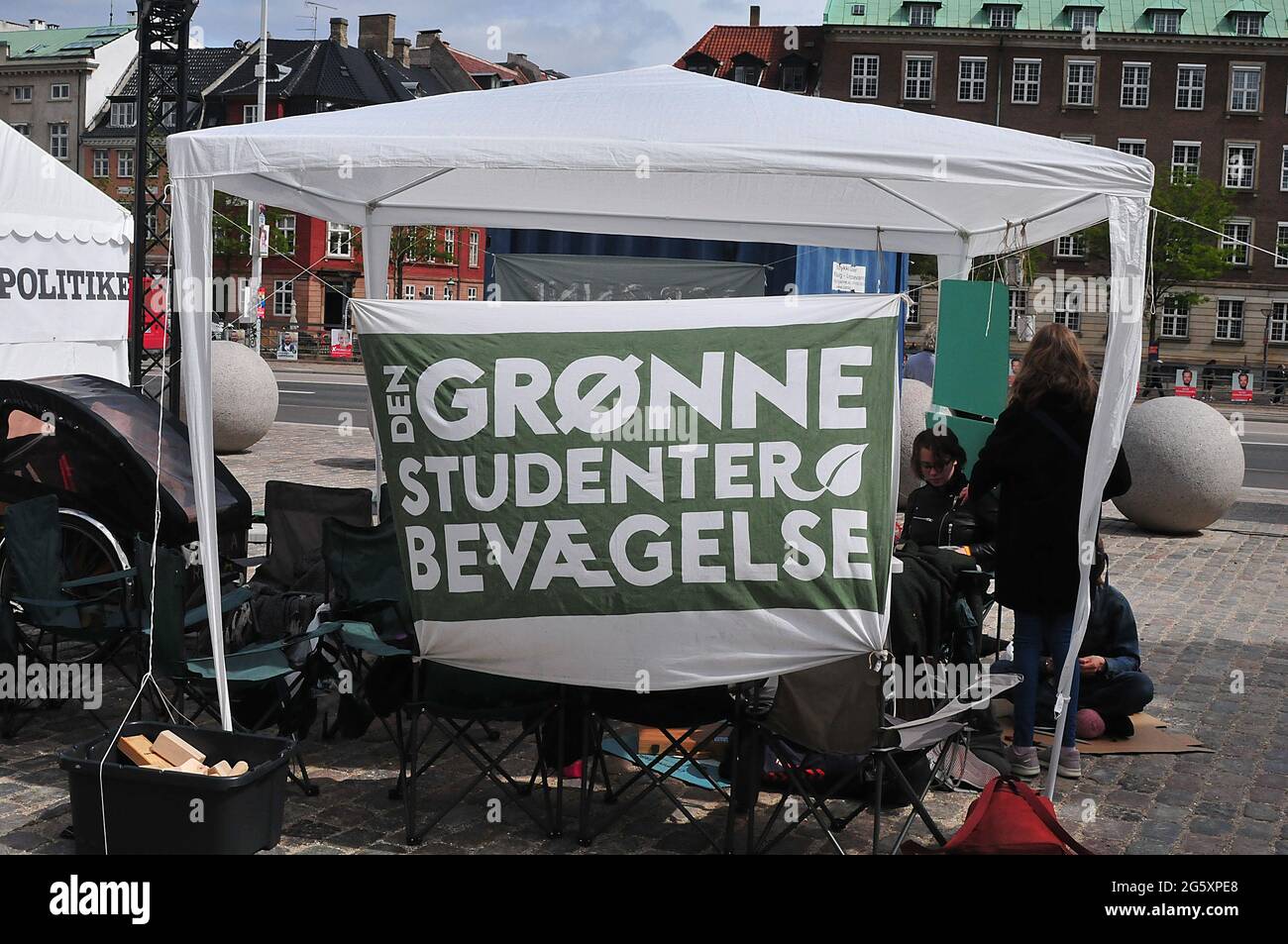 Kopenhagen /Dänemark./ 28. MAI 2019/ einige dänische Kinder gehen heute nicht in die Schule, sondern sie gehen gegen das dänische parlament, um gegen Aginas zu protestieren Stockfoto