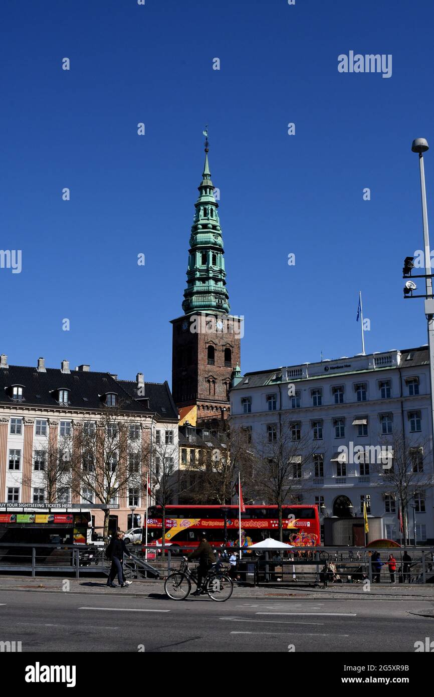 Kopenhagen /Dänemark./ 17.April 2019/Hop-on-Hop-off-Touristen für BU und Kreuzfahrtkanal-Tour Kopenhagen dänische Hauptstadt Kopenhagen. . (Foto..Francis Stockfoto