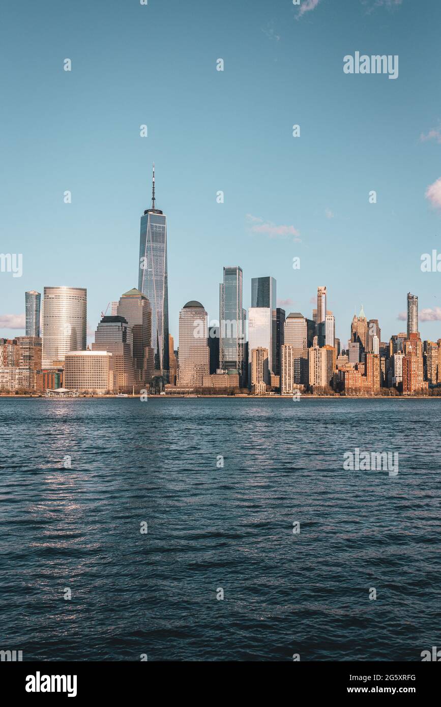 Blick auf die Skyline von Manhattan vom Liberty State Park, Jersey City, New Jersey Stockfoto