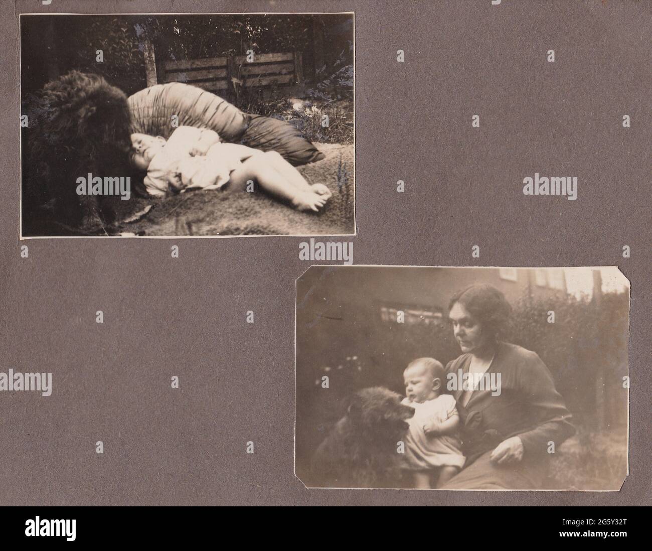 Vintage Schwarz-Weiß-Fotos von Frau, Hund und Baby 1940er Jahre. Stockfoto