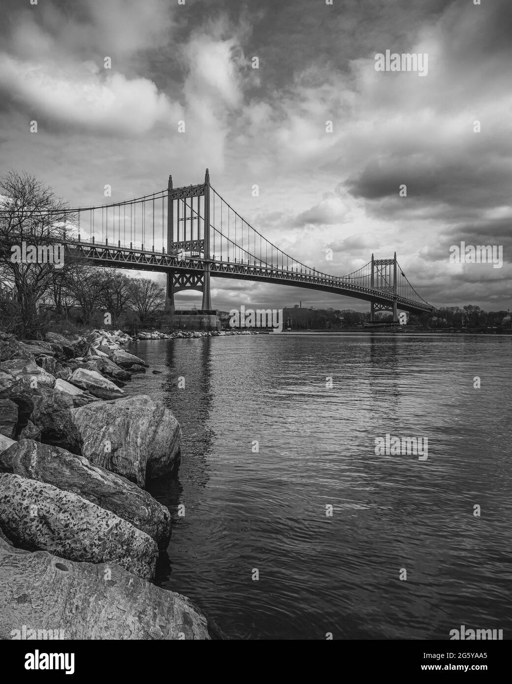 Die Robert F Kennedy Bridge von Randalls Island in New York City Stockfoto