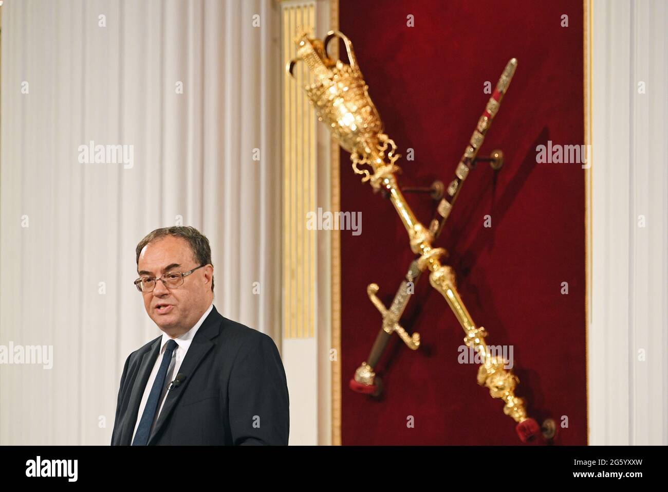 Andrew Bailey, Gouverneur der Bank of England, spricht bei der Financial and Professional Services Address, die früher als Bankers Dinner bekannt war, im Mansion House in der City of London. Bilddatum: Donnerstag, 1. Juli 2021. Stockfoto