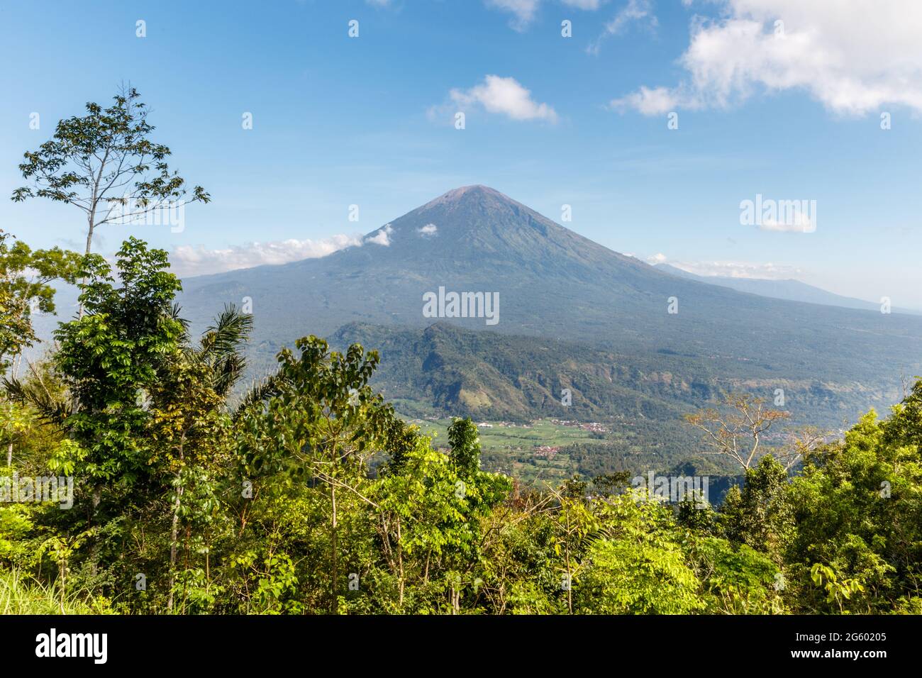 Mount Agung (Gunung Agung), Vulkan in Karangasem Regency, Bali, Indonesien Stockfoto