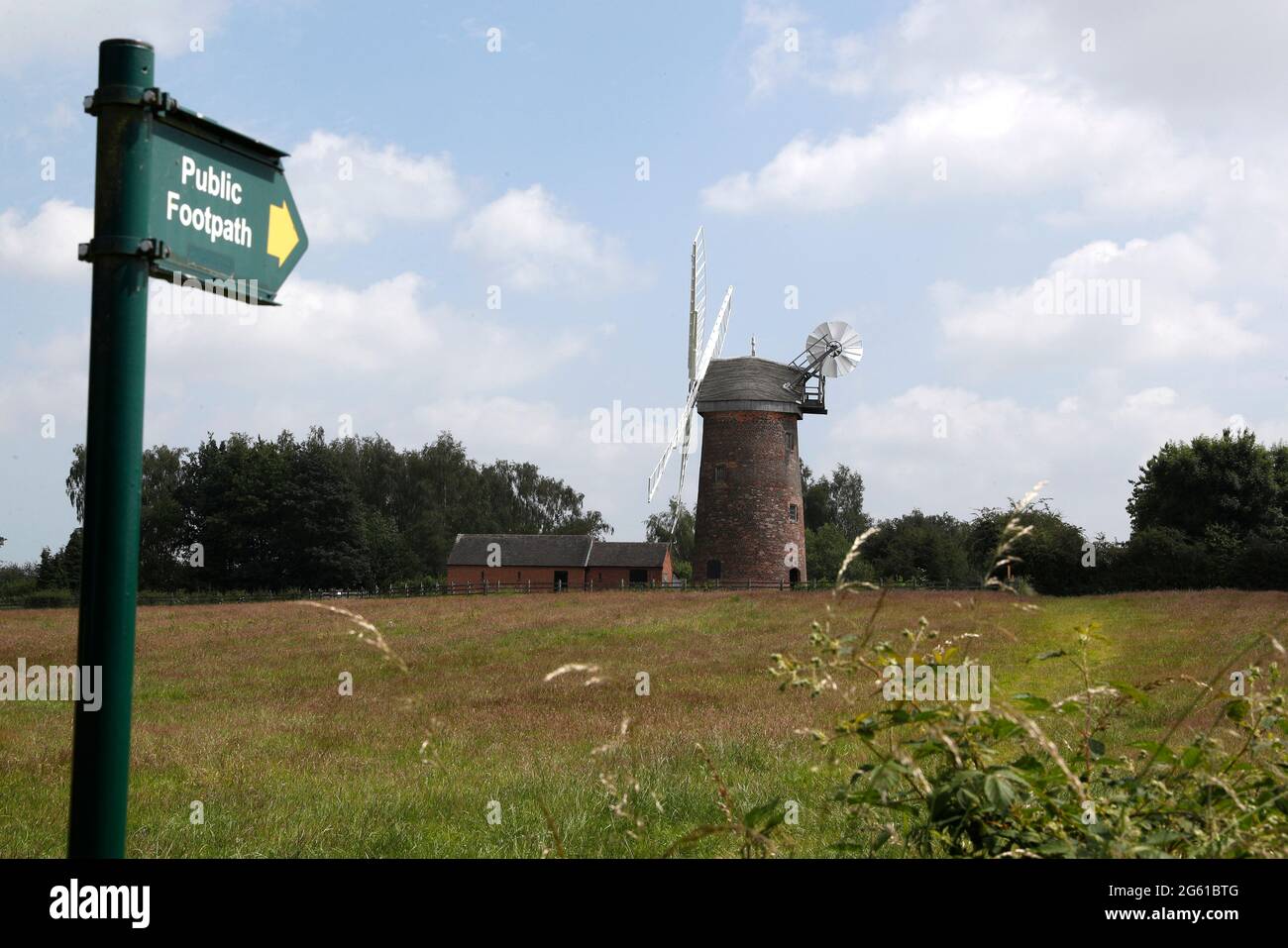 Swannington, Leicestershire, Großbritannien. Juli 2021. Eine allgemeine Ansicht von Hough Mill. Swannington ist ein ehemaliges Bergbaudorf zwischen Coalville und AS Stockfoto