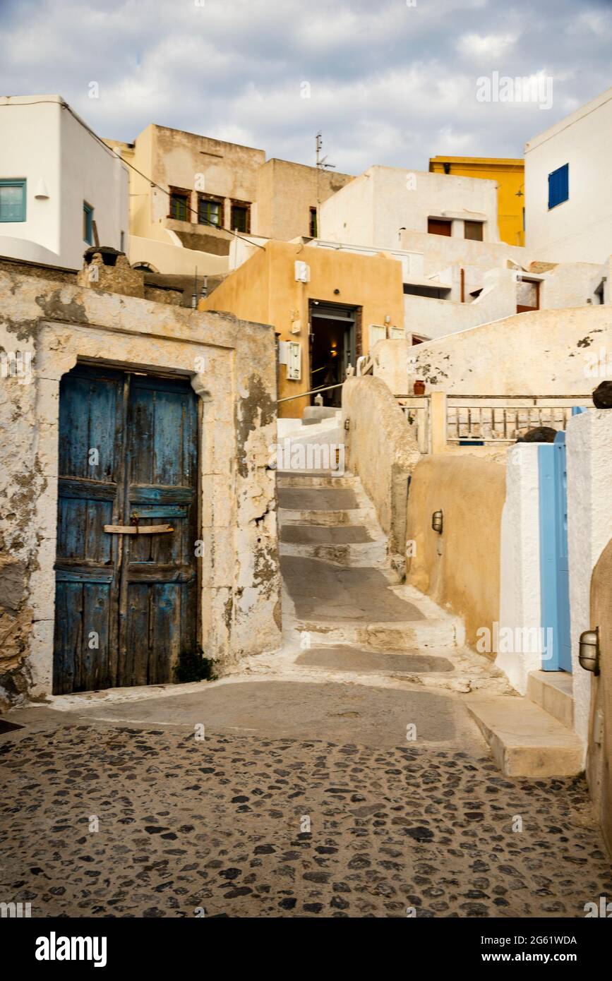 Pyrgos auf der griechischen Insel Santorin. Stockfoto