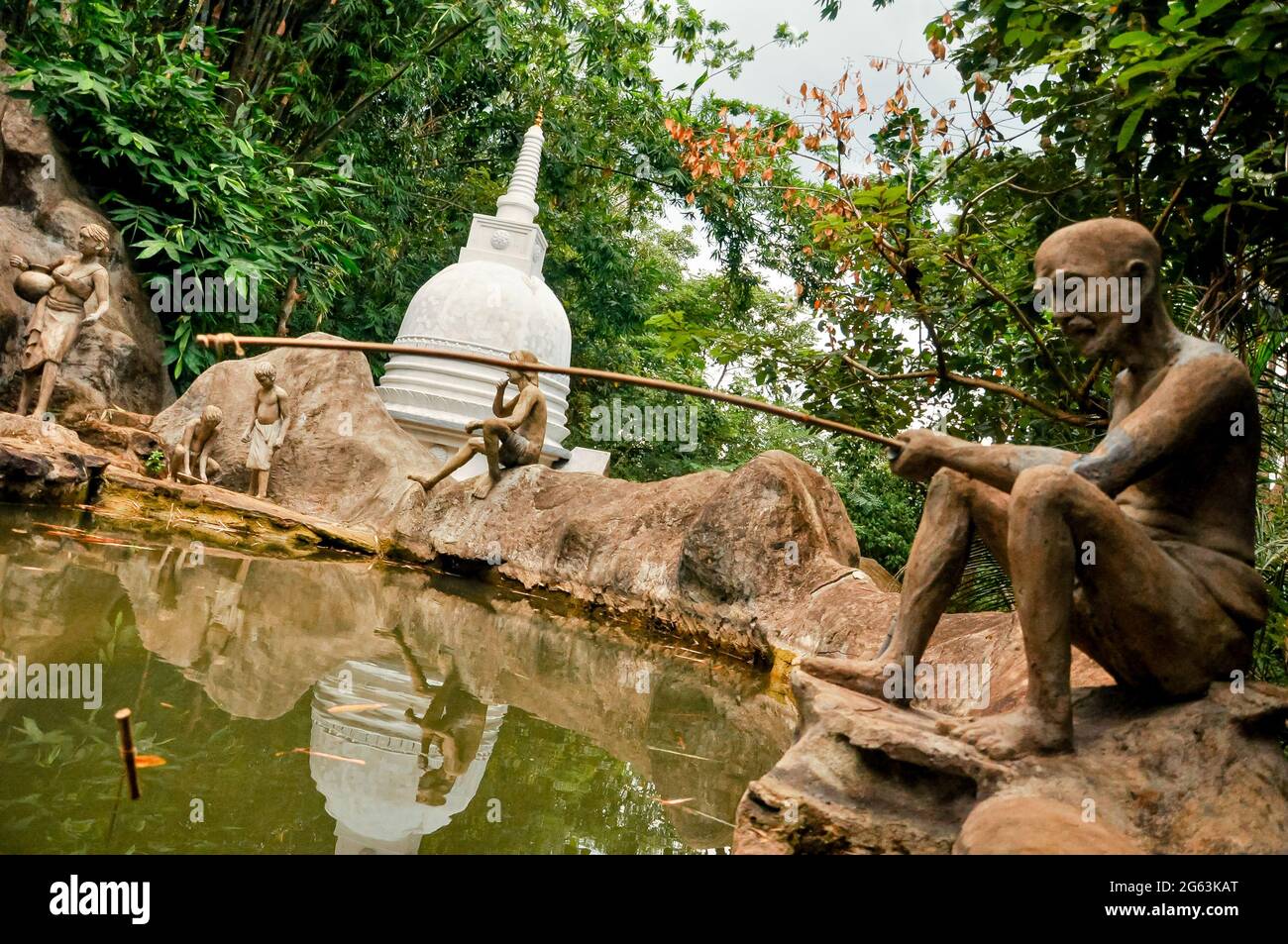 Statuen im Dorf Saradiyel, uthuwankanda, srilanka Stockfoto