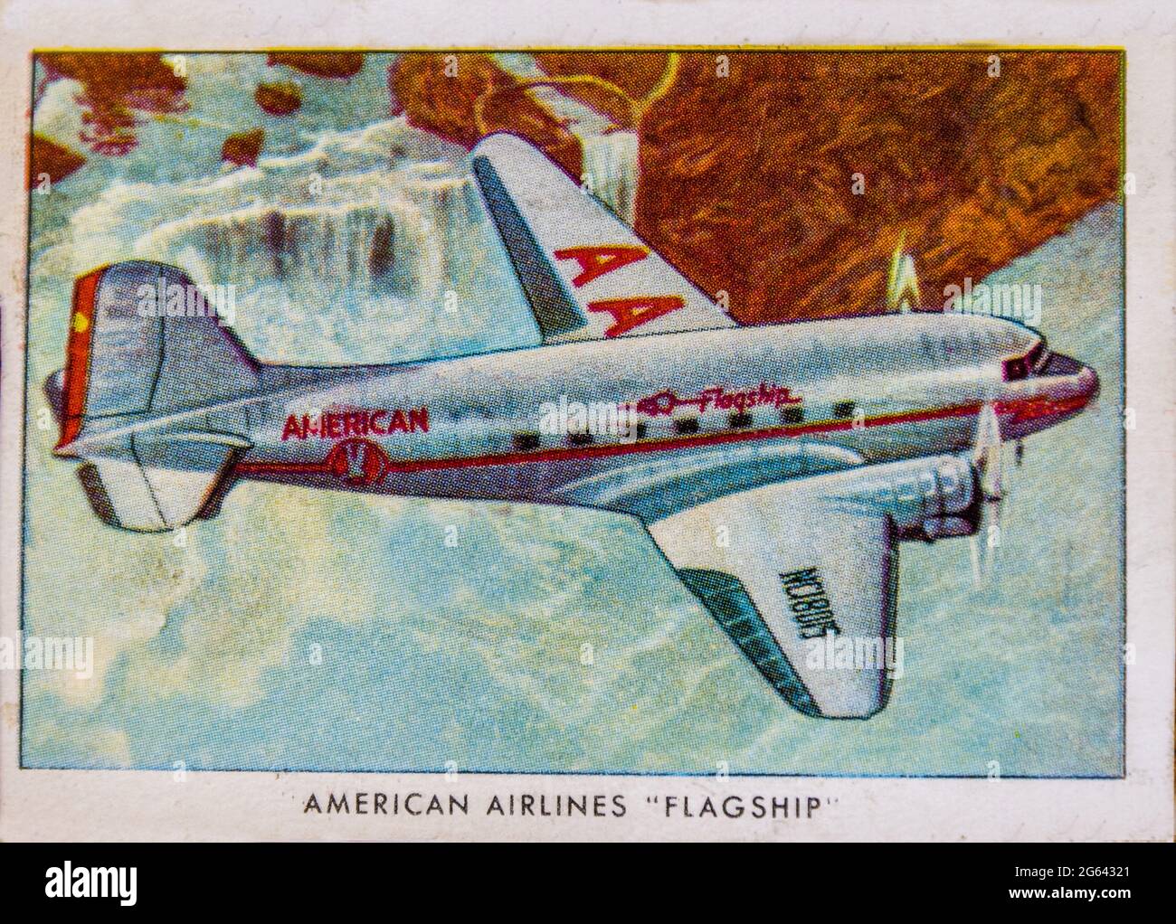 Eine American Airlines DC-3 auf einer Wings-Zigarettenkarte aus einem Set eines Veteranen der US-Marine aus dem 2. Weltkrieg, der um den Globus gereist ist. Stockfoto