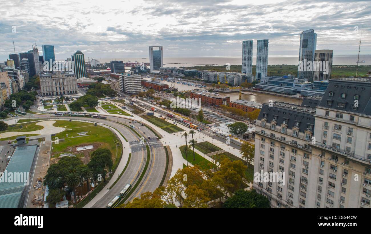 Luftaufnahme von Puerto Madero in Buenos Aires - Argentinien. Stockfoto