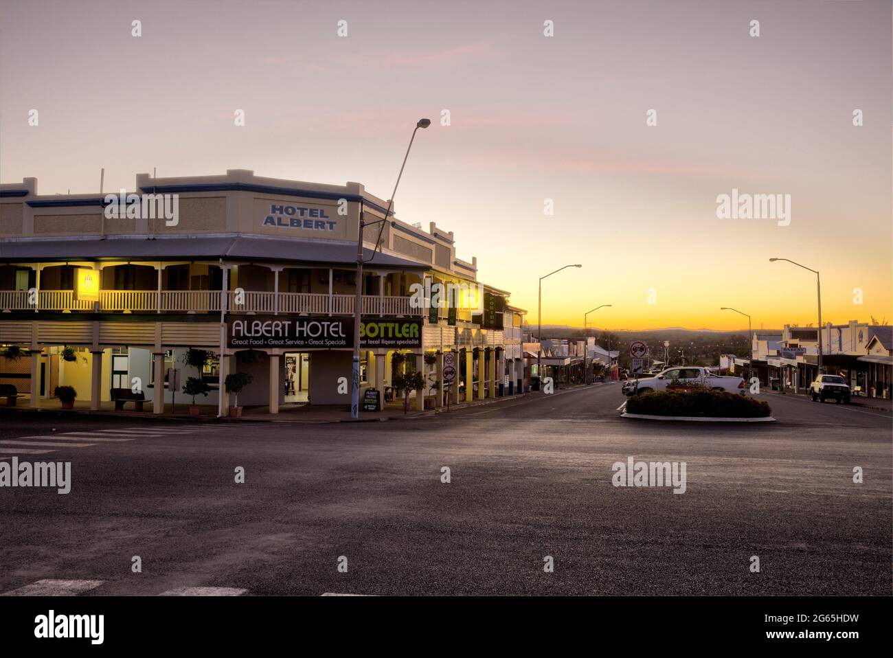 Sonnenuntergang über dem historischen Hotel Albert Monto North Burnett Queensland Australien Stockfoto