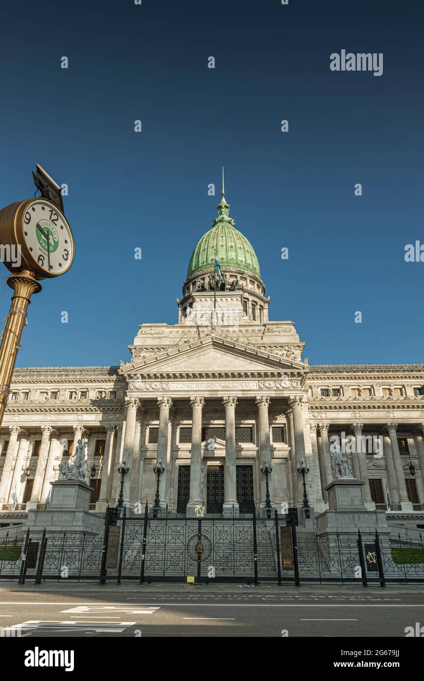 Außenansicht des argentinischen Parlaments „El Congreso“ in Buenos Aires Stockfoto