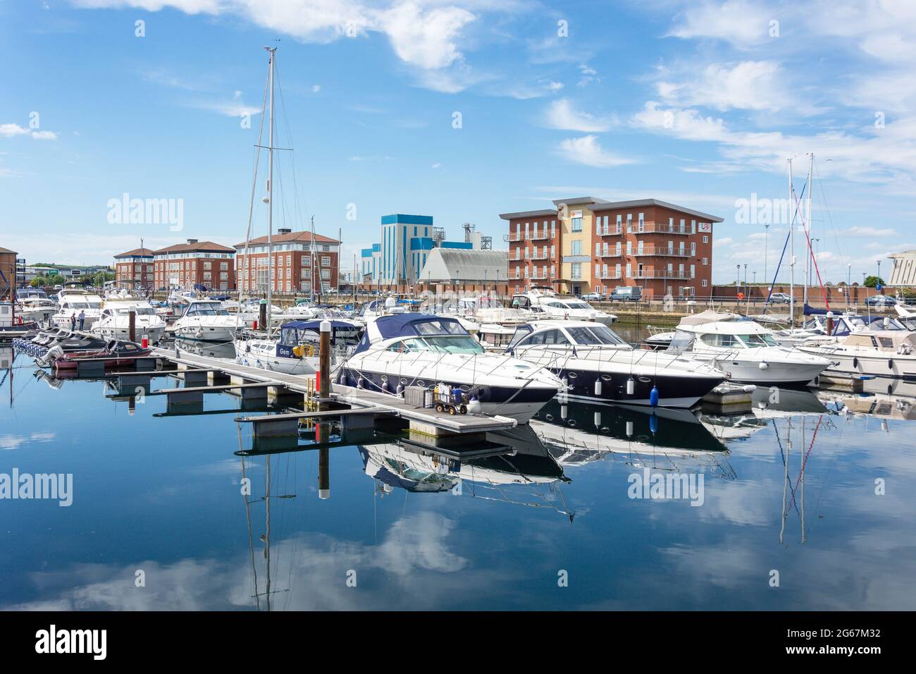 Boote in Hartlepool Marina, Hartlepool, County Durham, England, Vereinigtes Königreich Stockfoto