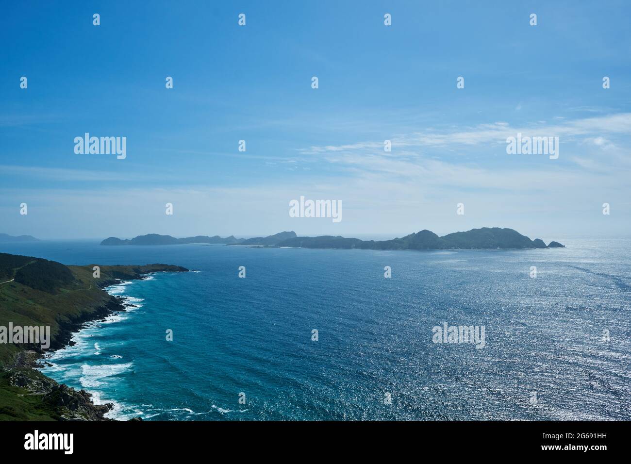 Cies Islands und Cabo Home Blick vom Berg Facho de Donon, Pontevedra, Spanien Stockfoto