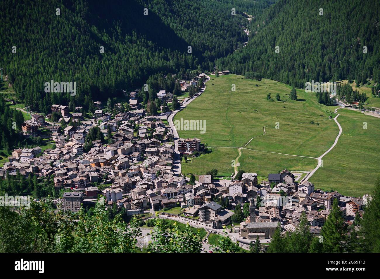 Cogne ist eine Gemeinde des Aostatals, die sich am Fuße des Massivs des Nationalparks Gran Paradiso befindet. Italien Stockfoto