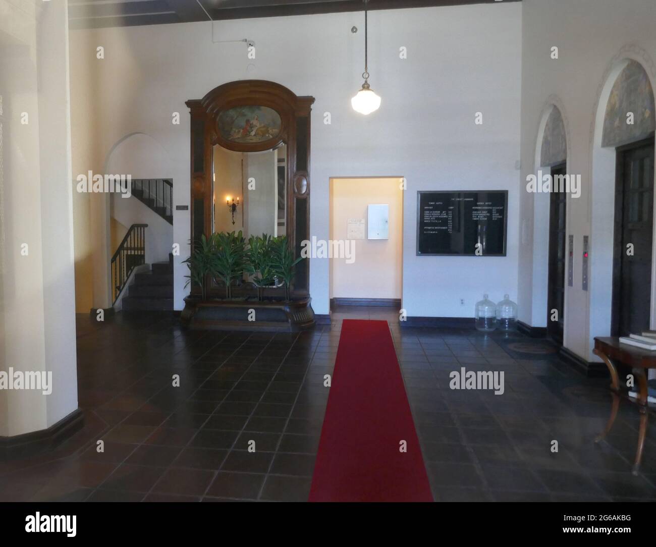 Los Angeles, Kalifornien, USA 3. Juli 2021 EINE allgemeine Sicht auf die Atmosphäre Hollywood Athletic Club, wo die ersten Emmy Awards wurden am 25. Januar 1949 übertragen und deren Mitglieder waren Charlie Chaplin, Errol Flynn, John Wayne, Walt Disney, Cecil B. DeMille, Cornel Wilde, Humphrey Bogart, Clark Gable, Howard Hughes, Joan Crawford, Rudolph Valentino, Mae West und viele mehr, am 3. Juli 2021 am 6525 Sunset Blvd in Los Angeles, Kalifornien, USA. Foto von Barry King/Alamy Stockfoto Stockfoto