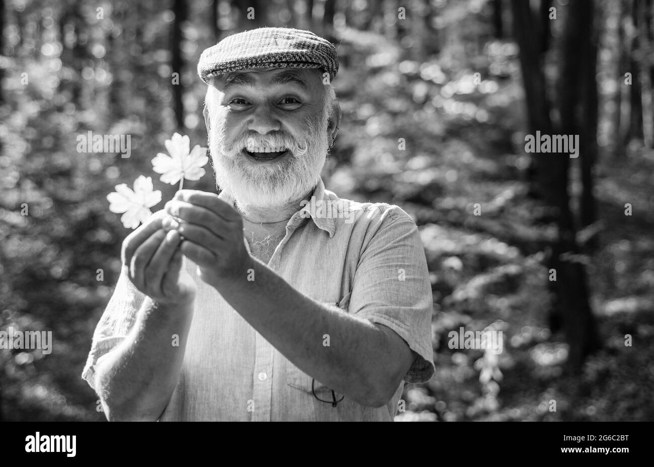 Glücklicher rentner Schwarzweiß-Stockfotos und -bilder - Alamy