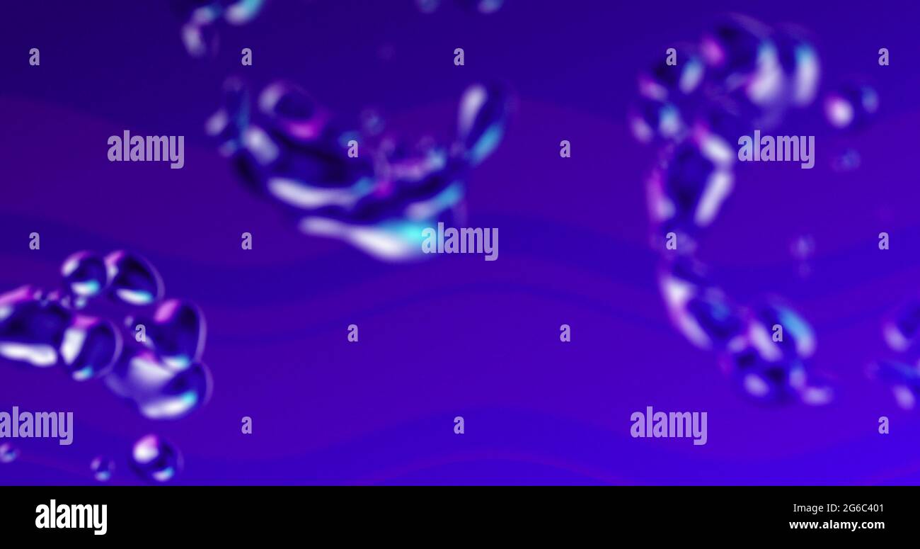 Geschmolzene metallische lila organische Formen entstehen und bewegen sich auf einem lila Hintergrund Stockfoto