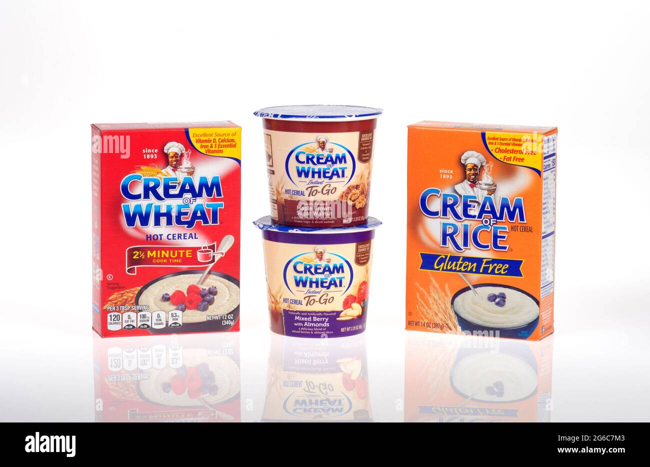 Schachteln mit Weizencremesuh Hot Cerealien & To Go Tassen mit Original-Logo Stockfoto