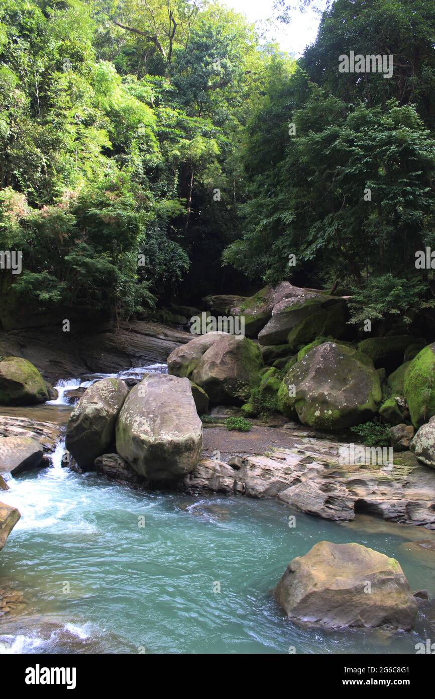 Wasserfall in Amia khum, Bandorbon Bangladesh, Dies ist der schönste Ort in unserem Land Stockfoto