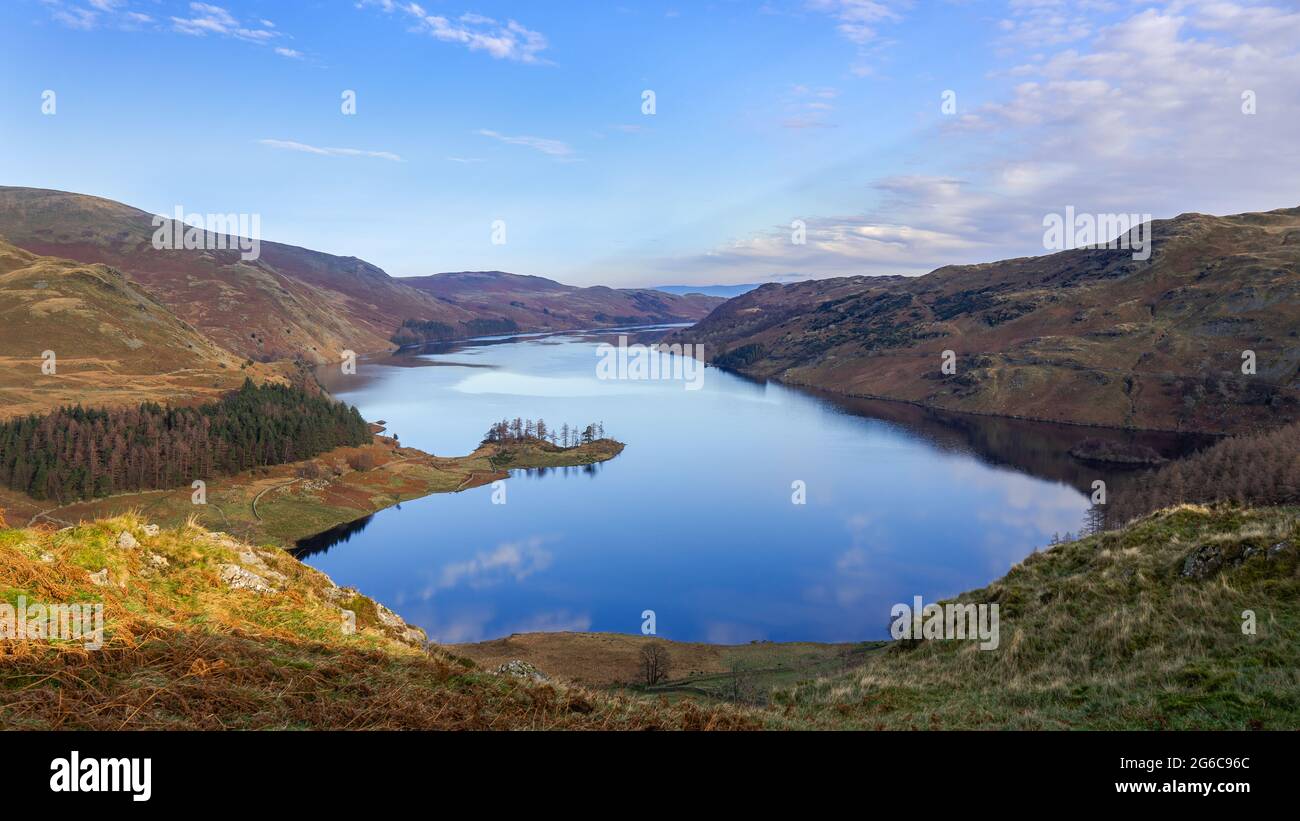 Wandern Sie vom Mardale Car Park zur High Street im Lake District in der Nähe von Haweswater und Blea Water. Das Wetter am Herbstmorgen war für h perfekt Stockfoto