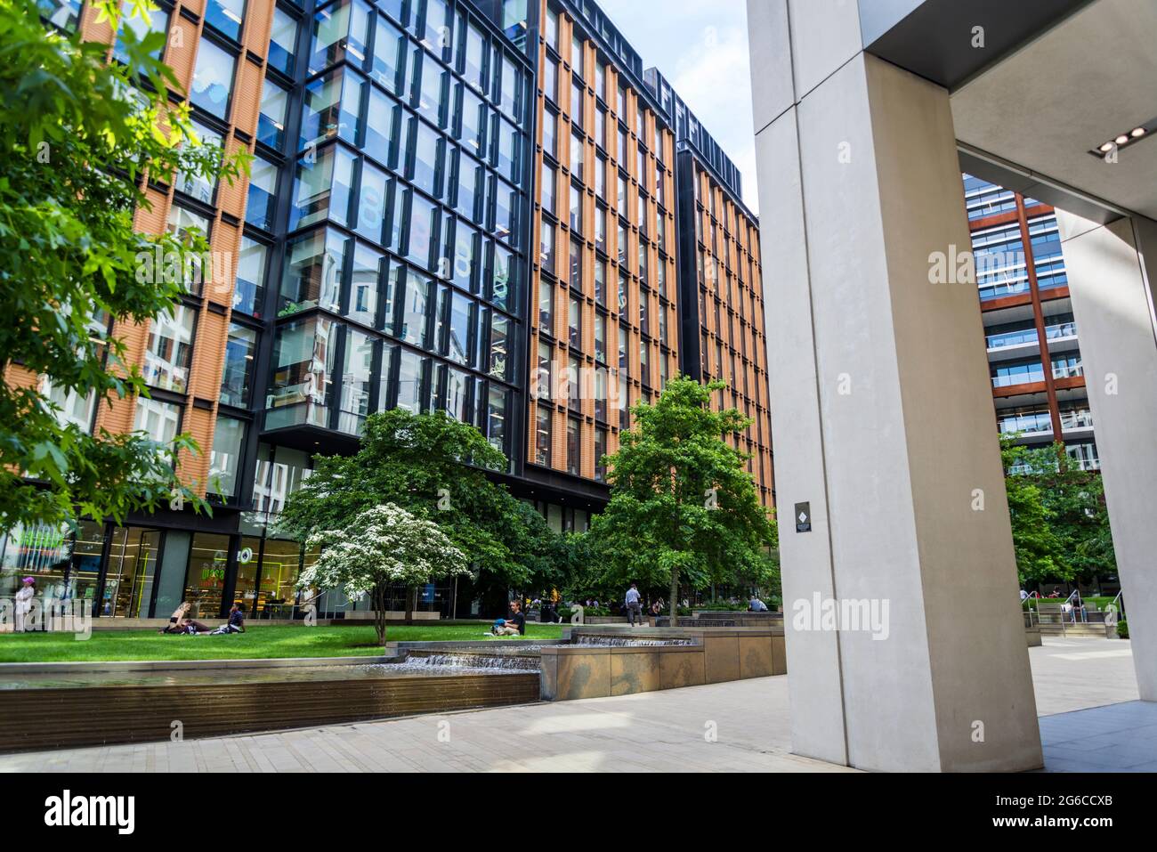 Pancras Square, King's Cross Urban Regeneration, London, England, Großbritannien Stockfoto