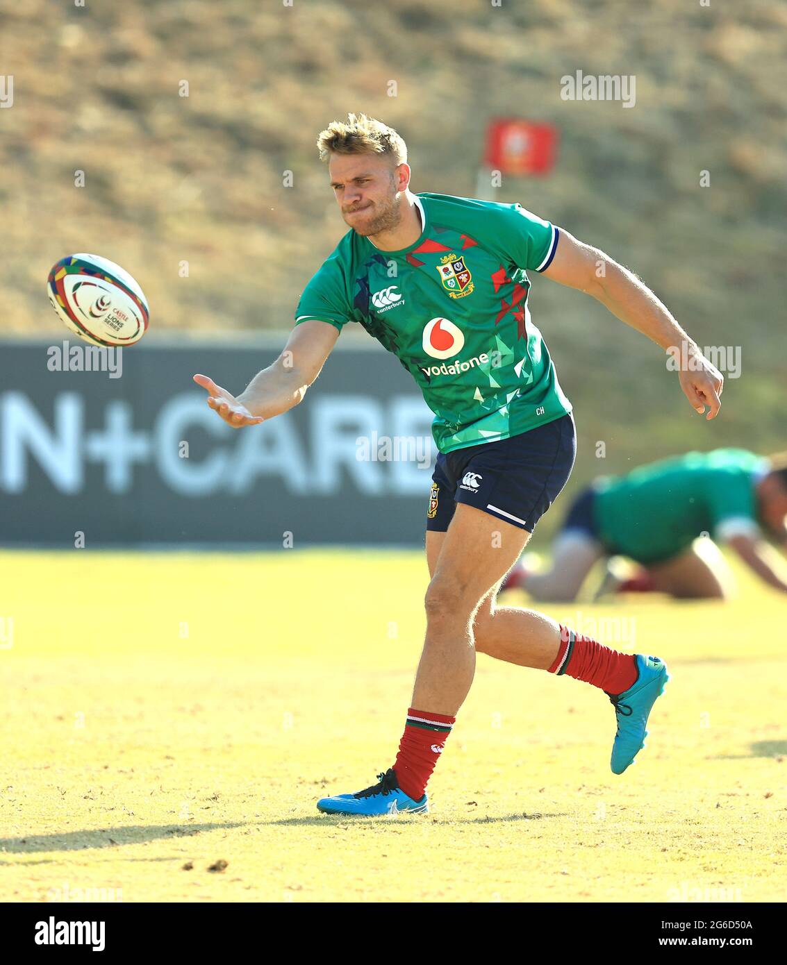 Chris Harris spielt den Ball während der britischen und irischen Lions-Trainingseinheit am St. Peter's College in Johannesburg, Südafrika. Bilddatum: Montag, 5. Juli 2021. Stockfoto