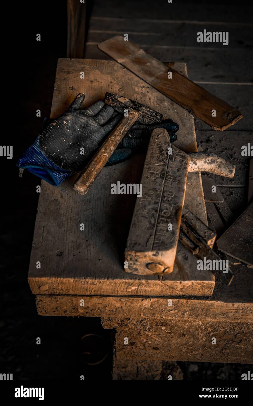Detail der alten Werkzeuge in Keramik-Keramik und handwerkliche Herstellung verwendet Stockfoto