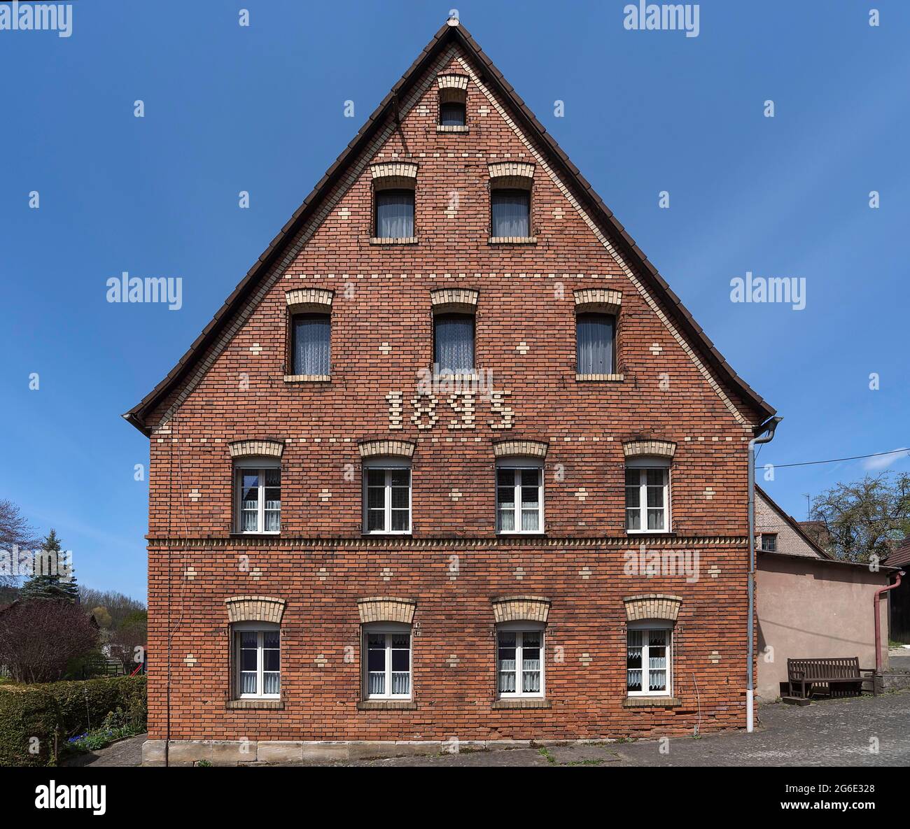 Historisches Backsteinhaus aus dem Jahr 1895, Hedersdorf, Mittelfranken, Bayern, Deutschland Stockfoto