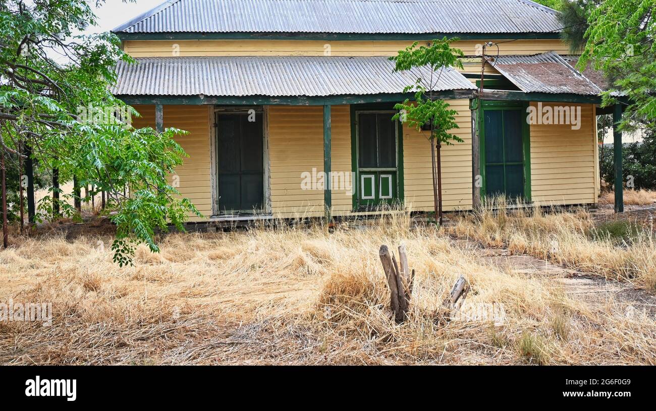 Verlassene alte Haus in Urana NSW Stockfoto
