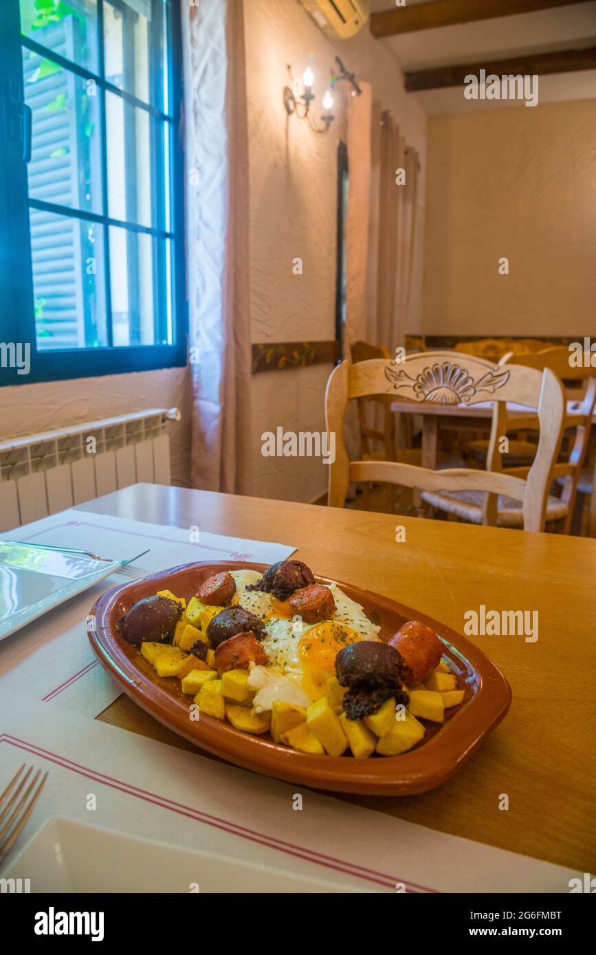 Gebratene blutwurst -Fotos und -Bildmaterial in hoher Auflösung – Alamy