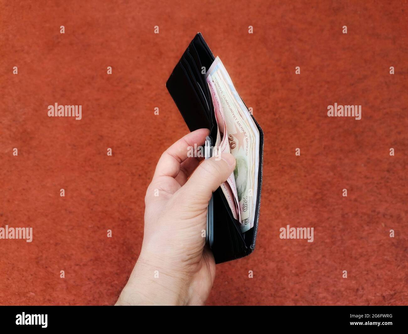 Münzen in der Brieftasche. Handtasche. Stockfoto