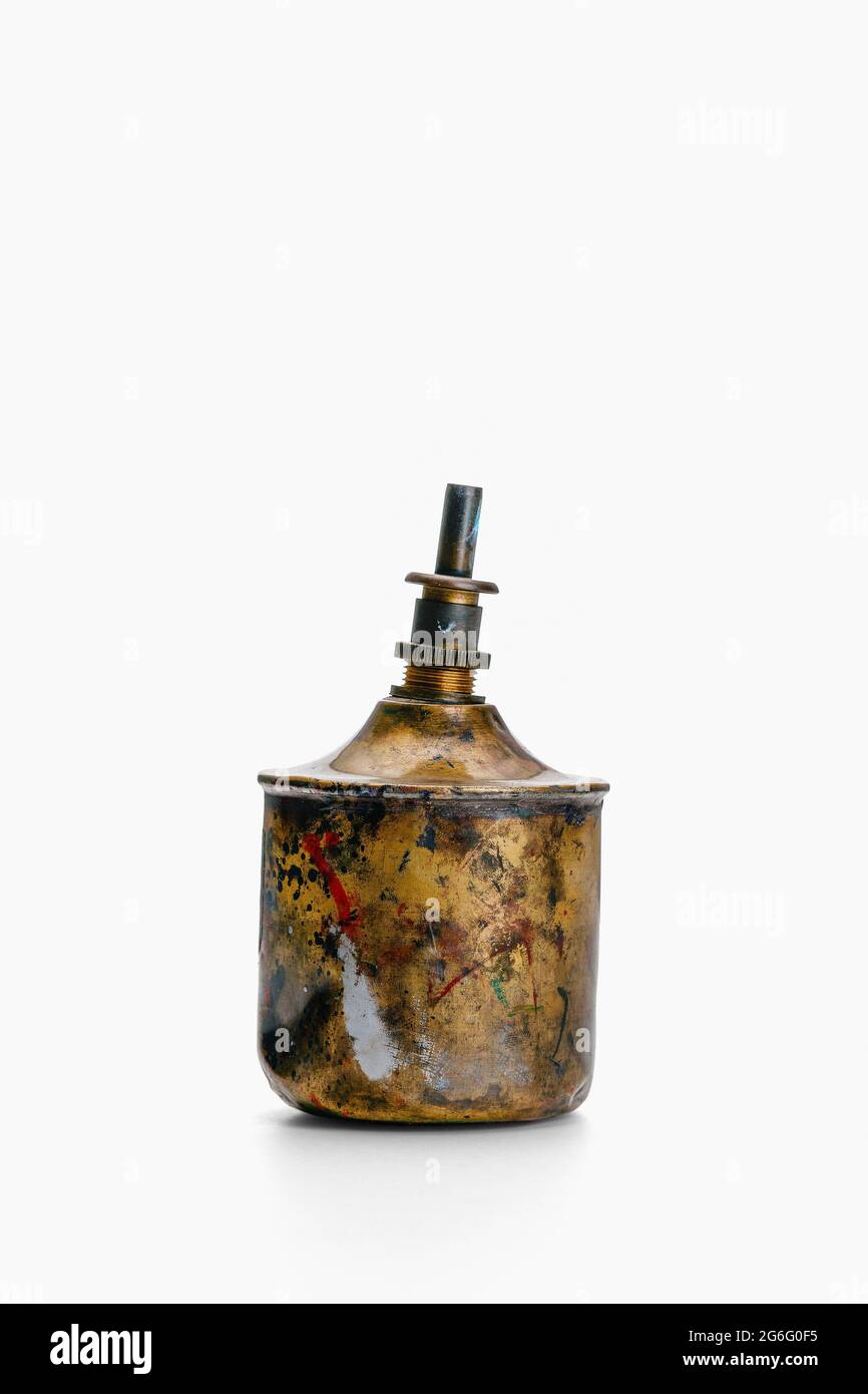 Zapfsäulenspender aus lackiertem Messing Stockfoto