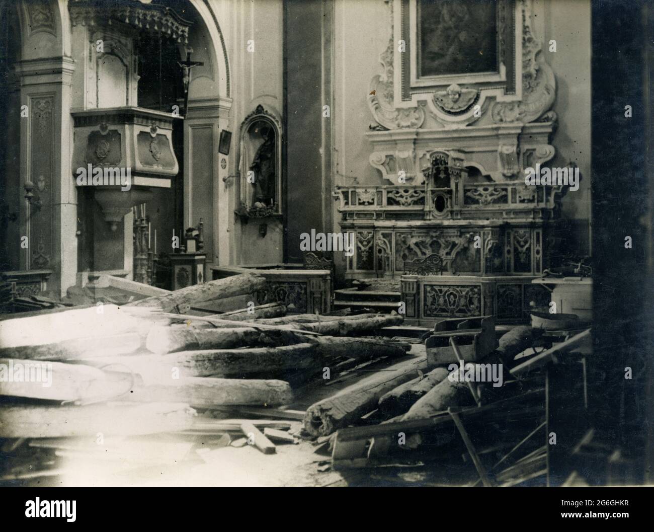 2. Weltkrieg WW2 neapel italien historisches Zentrum Kirche im