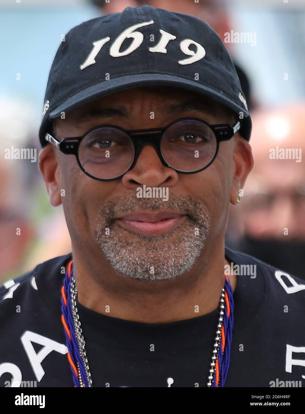 Cannes, Frankreich. Juli 2021. Jurypräsident Spike Lee trifft sich am Dienstag, den 6. Juli 2021, zu einer Fotozelle für die Jury während der 74. Internationalen Filmfestspiele von Cannes in Cannes, Frankreich. Foto von David Silpa/UPI Credit: UPI/Alamy Live News Stockfoto