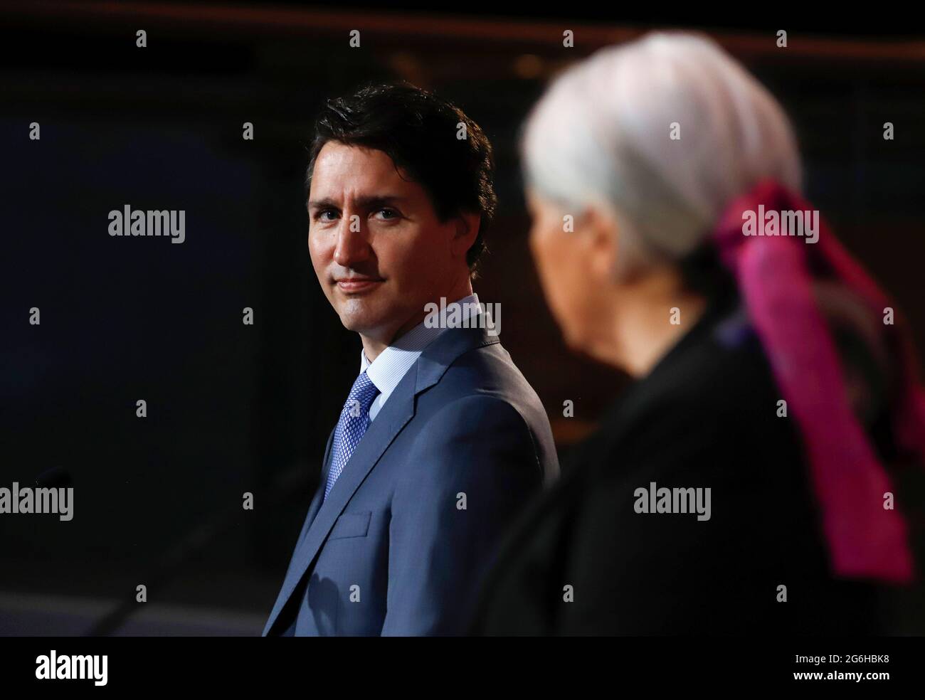 Kanadas Premierminister Justin Trudeau nimmt an einer Pressekonferenz mit Mary Simon Teil, um sie als nächste Generalgouverneurin Kanadas in Gatineau, Quebec, Kanada, am 6. Juli 2021 bekannt zu geben. REUTERS/Patrick Doyle Stockfoto