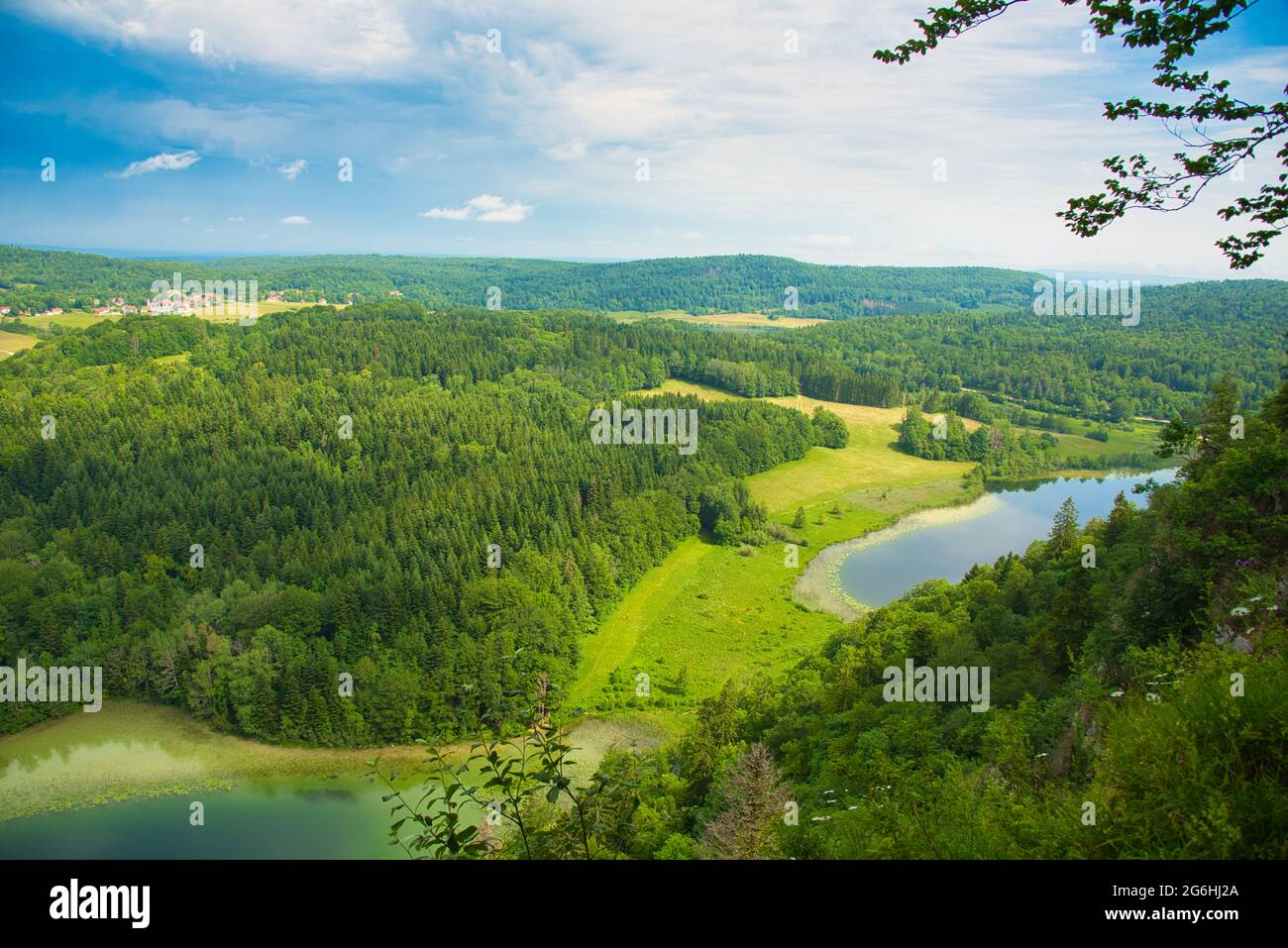 Belvedere des quatres lacs mit Blick auf die Seen von Illay, Maclu in der französischen jura-Region Stockfoto