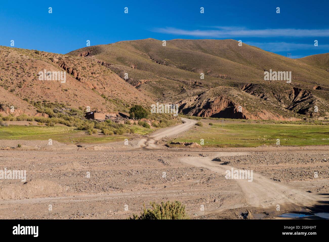 Kleines Dorf Nazarenito auf bolivianischem Altiplano in der Nähe von Tupiza Stockfoto