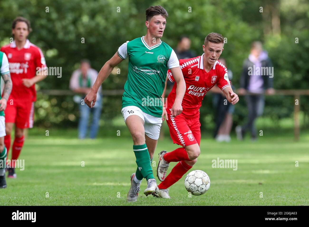 HAAKSBERGEN, NIEDERLANDE - 6. JULI: Lucas Selfhout von HSC beim Club-Freundschaftsspiel zwischen HSC '21 und FC Twente am 6. Juli 2021 im Sportpark Groot Scholtenhagen in Haaksbergen, Niederlande (Foto: Marcel ter Bals/Orange Picles) Stockfoto