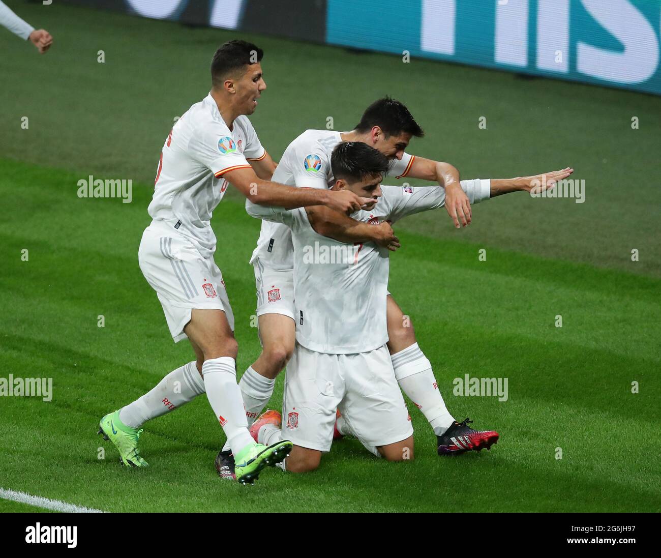 London, England, 6. Juli 2021. Alvaro Morata aus Spanien feiert das Tor zum Ausgleich während des UEFA-EM-2020-Spiels im Wembley-Stadion in London. Bildnachweis sollte lauten: David Klein / Sportimage Stockfoto