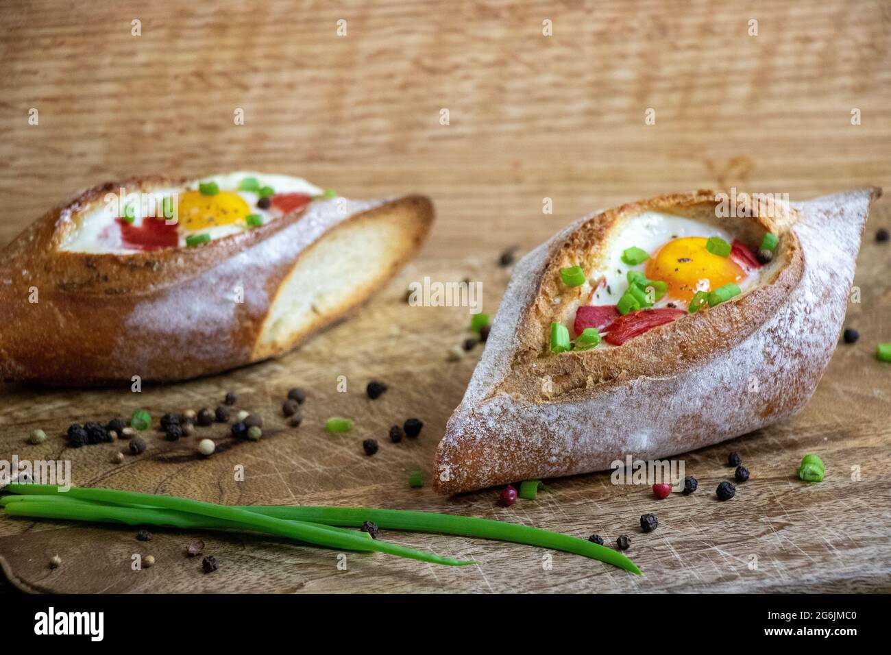 WJnflQN 8-fach Eierform Backform - Silikon Backformen Für Ostern & Desserts