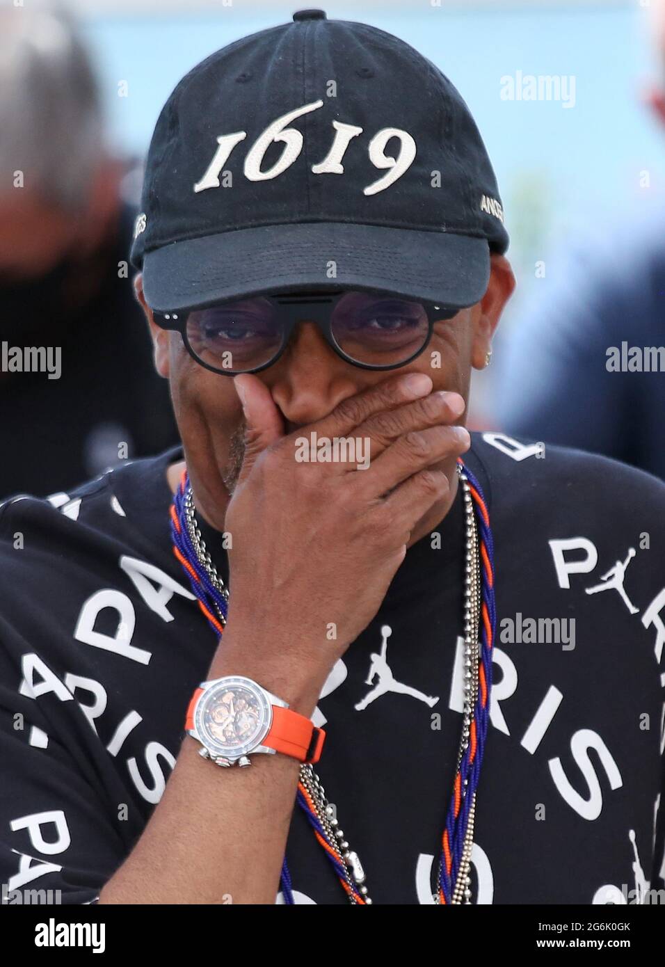 Cannes, Frankreich. Juli 2021. Jurypräsident Spike Lee trifft am Dienstag, den 6. Juli 2021, bei einem Jury-Fotocall während der 74. Internationalen Filmfestspiele von Cannes in Cannes, Frankreich, ein. Foto von David Silpa/UPI Credit: UPI/Alamy Live News Stockfoto