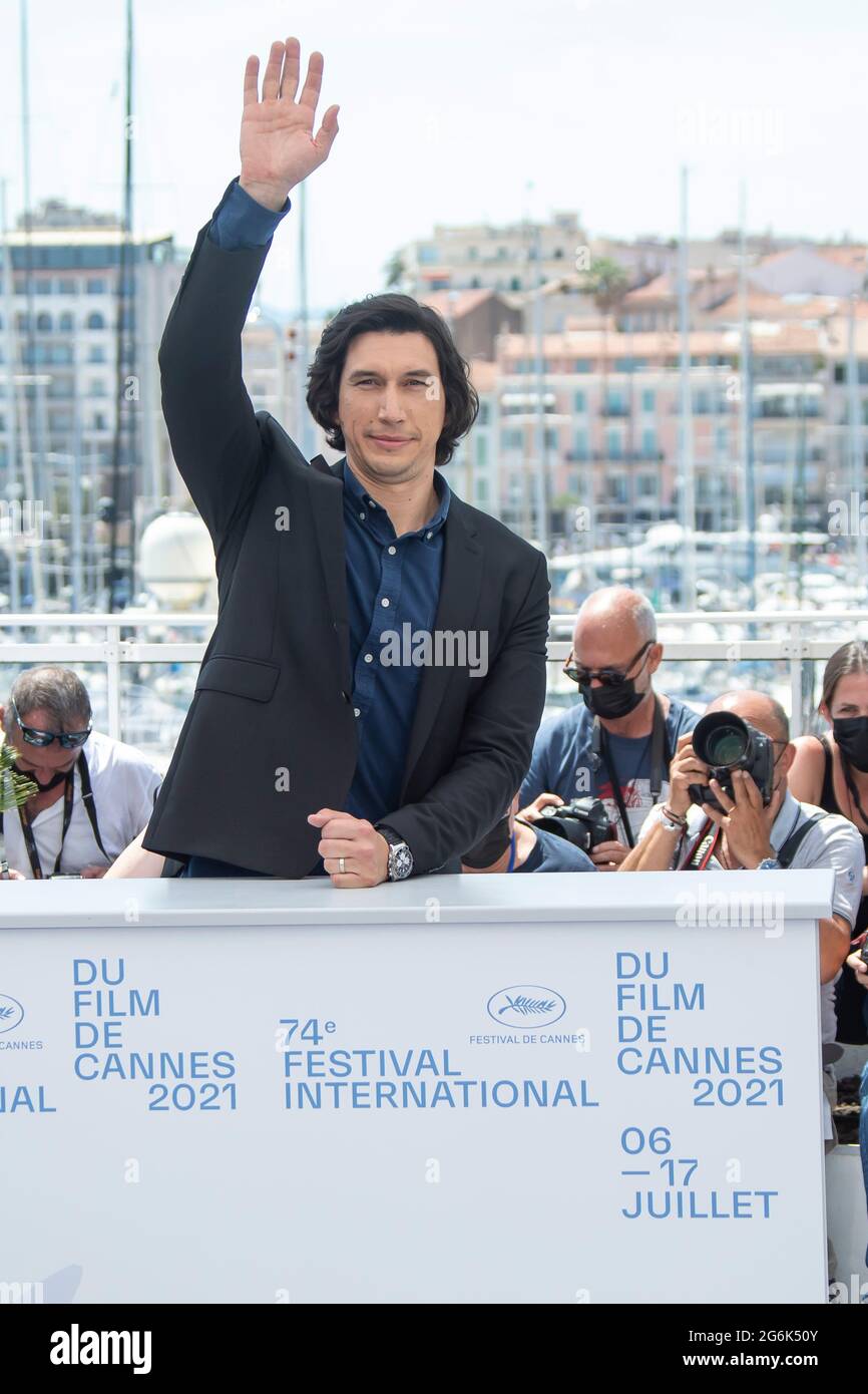 Cannes, Frankreich. Juli 2021. Adam Driver besucht die Fotozelle „Annette“ während der 74. Jährlichen Filmfestspiele von Cannes am 06. Juli 2021 in Cannes, Frankreich. Franck Boham/imageSPACE/MediaPunch Credit: MediaPunch Inc/Alamy Live News Stockfoto