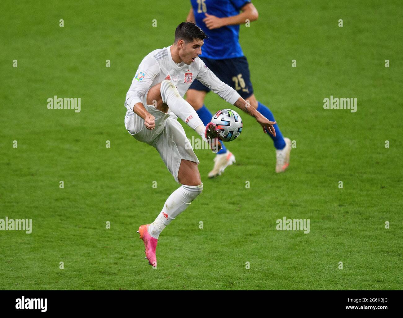 07. Juli 2021 - Italien gegen Spanien - UEFA Euro 2020 Halbfinale - Wembley - London Alvaro Morata Bildnachweis: © Mark Pain / Alamy Live News Stockfoto